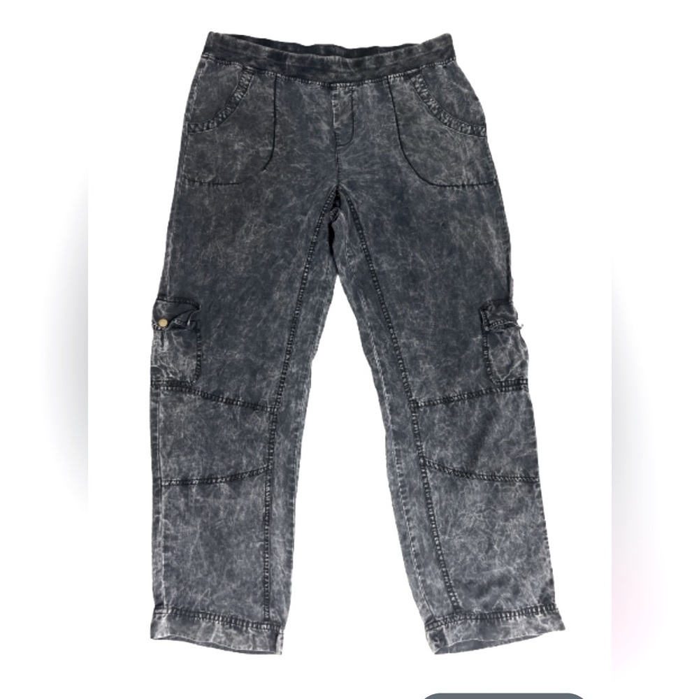 Soft‎ Surroundings Stone Washed Charcoal Gray and  Black Cargo pull on Jeans
